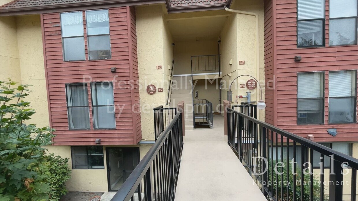 Foto principal - 2BR Bremerton Condo, Incl W/S/G