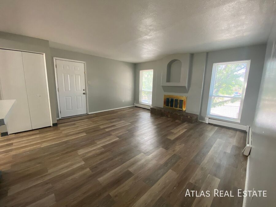 Primary Photo - Great 2Bed Apartment Centrally Located!