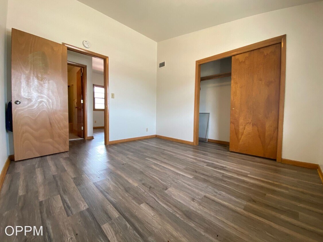Foto del edificio - 506 E Pierce St