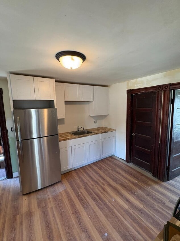 Photo - 40 Allen St - Unit 2