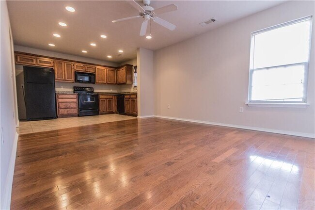 Foto del edificio - 3206 SW Deerfield Blvd