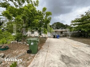 Building Photo - 1770 NW 18th St