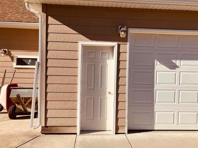 Building Photo - 3036 Kincaid Rd