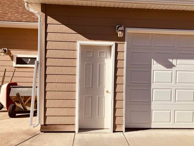 Foto del edificio - 3036 Kincaid Rd