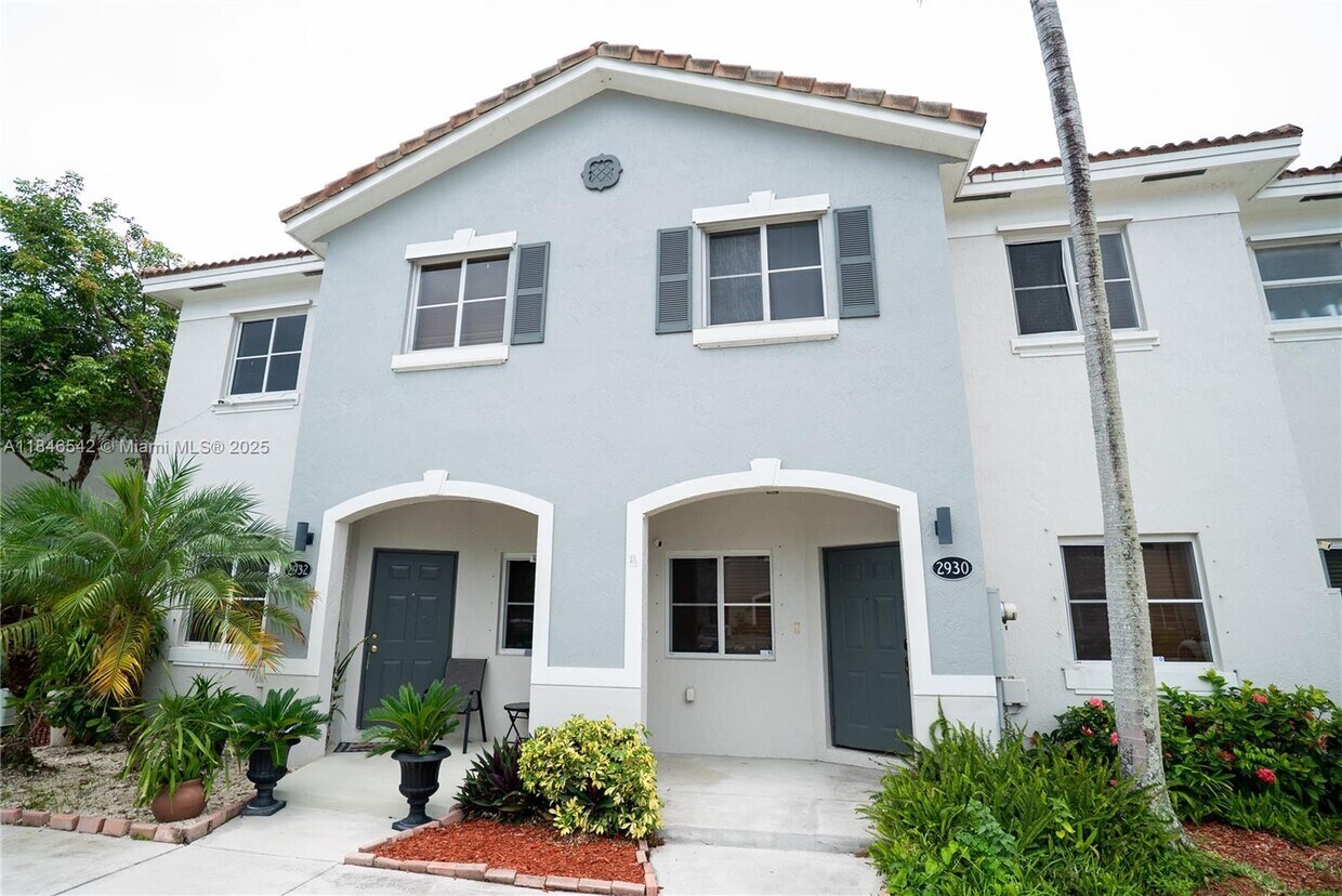 Foto principal - 2930 SE 15th Terrace