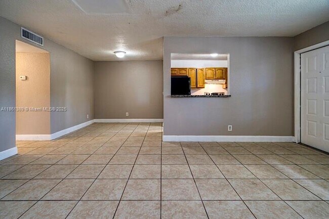Foto del edificio - 4160 NW 21st St
