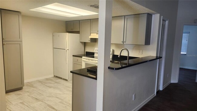 Building Photo - 7413 Mead Dr