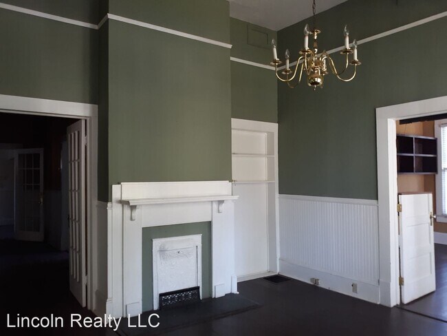 Foto del edificio - 5 br, 3 bath House - 108 E Adair St