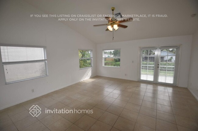 Foto del edificio - 3732 S Lancewood Pl