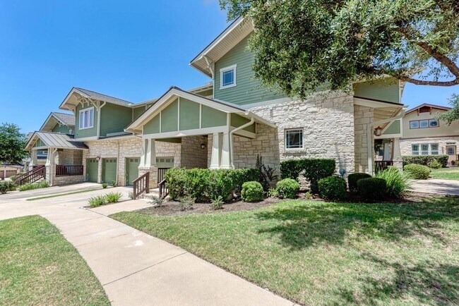 Building Photo - 2930 Grand Oaks Loop