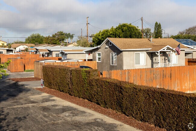 Building Photo - 12211 Inez St