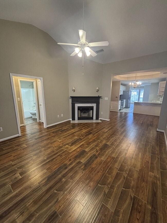 Building Photo - Beautiful 2 bed 2 bath home in Pelham