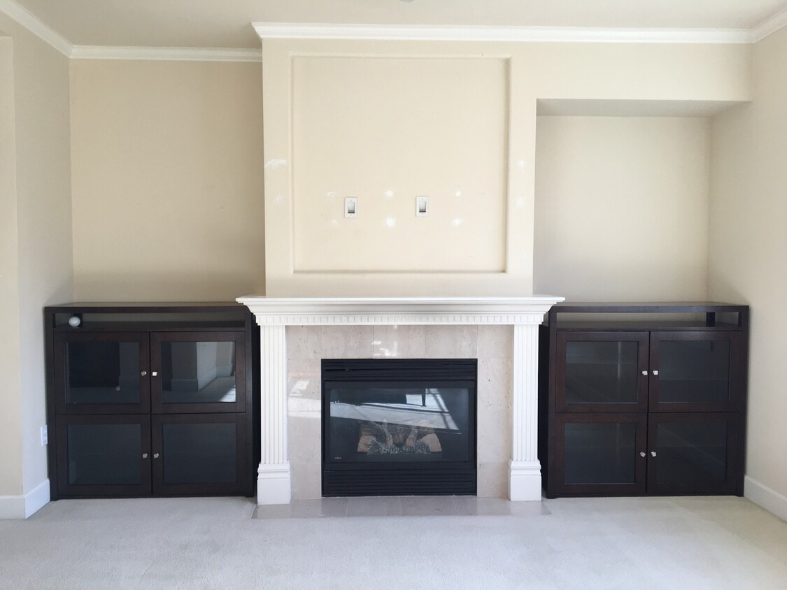 13815 SE Allen Rd Unit Bellevue Home, Bellevue, WA 98006 Condo for