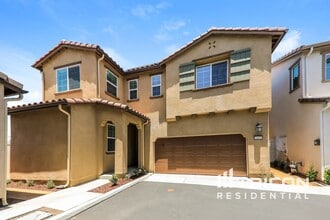 Building Photo - 31651 Hans Dr