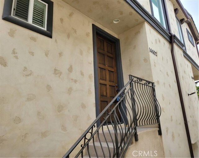 Foto del edificio - 14602 Eastwood Ave