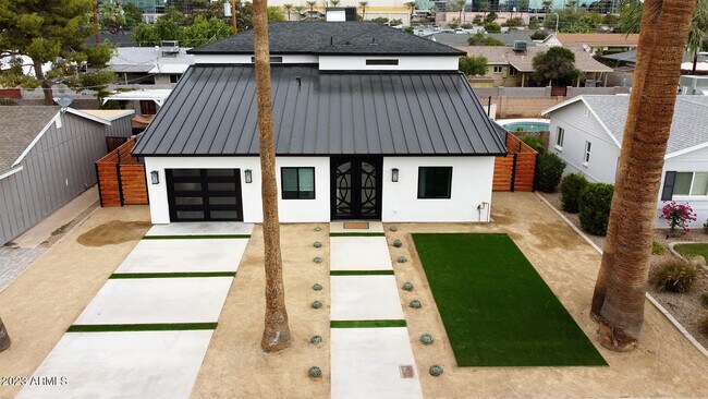 Foto del edificio - 2514 E Coolidge St