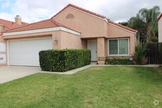 Building Photo - 2088 Riverbirch Dr