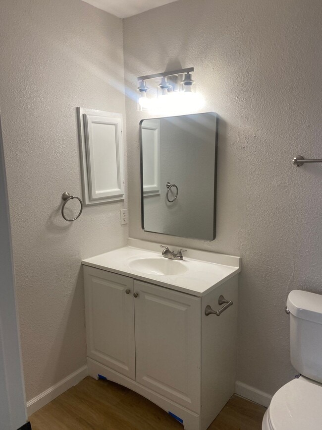 Foto del edificio - 6118 Hopes Ferry St