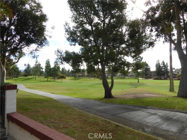 Foto del edificio - 2378 Sunningdale Dr