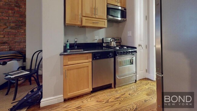 Foto del edificio - 246 Mott St