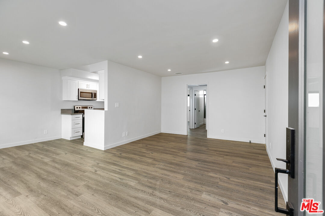 Primary Photo - 3622 Keystone Av