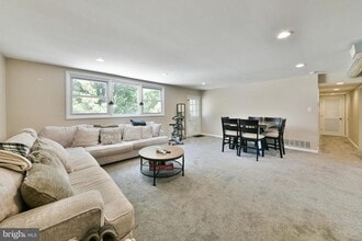 Building Photo - 1114 Bethlehem Pike