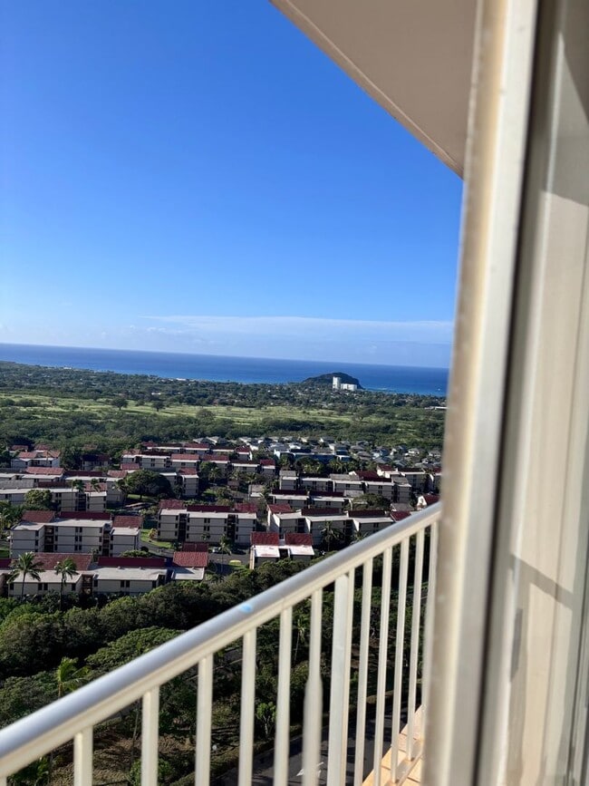 Building Photo - Available Now | One Bedroom, One Bathroom Condo with 1 Assigned Parking Stall