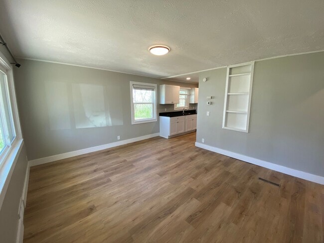 Building Photo - 2209 N 38th Ave