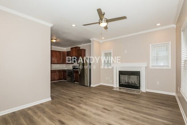 Building Photo - 6945 Merrywood Dr