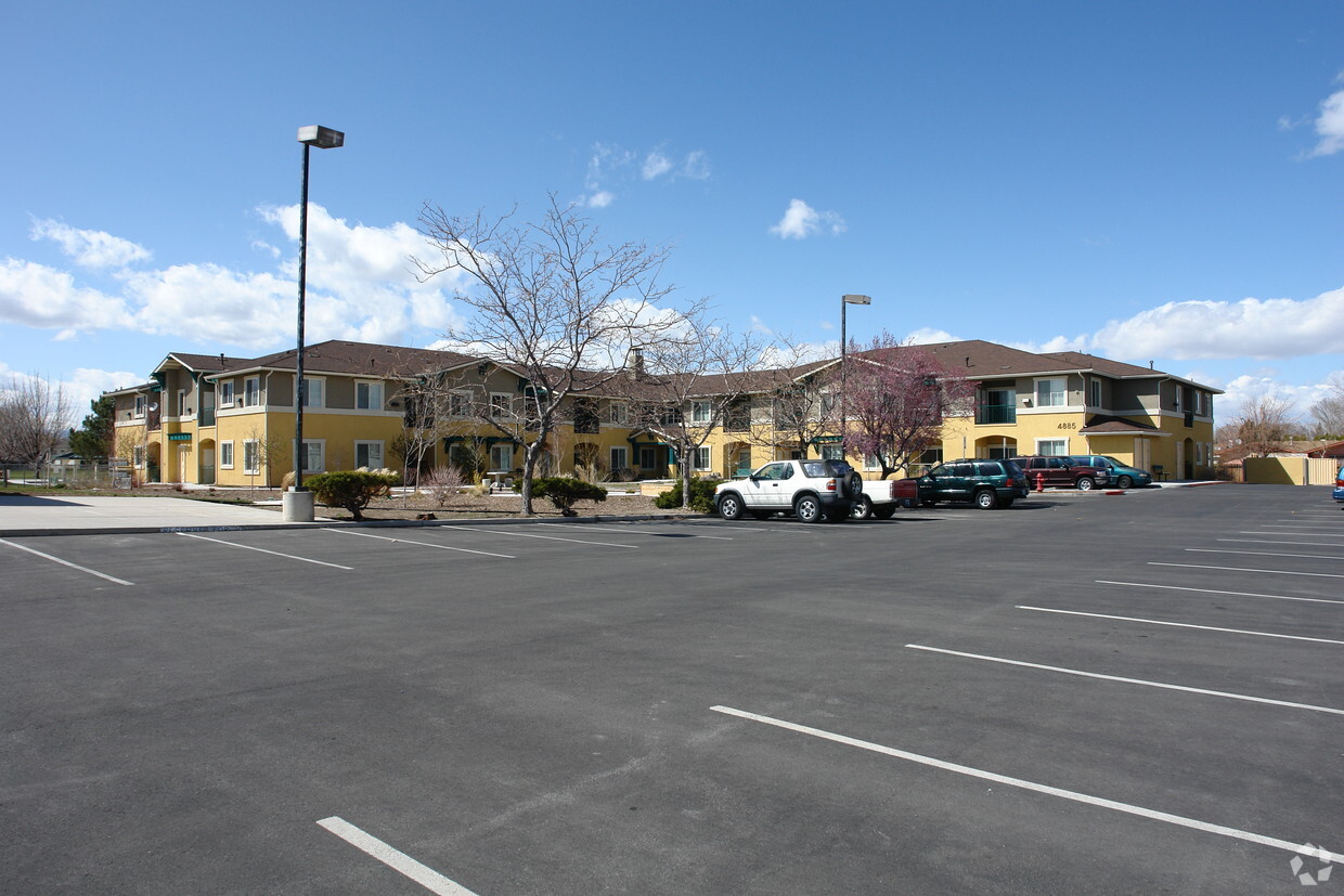 Primary Photo - Silver Sage Senior Residence