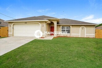Building Photo - 1154 NW 27th Ave