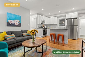 Building Photo - Furnished Private Bedroom in Charlestown