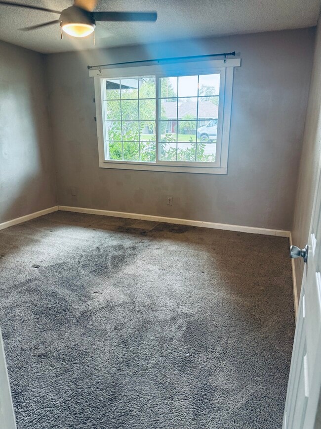 Foto del edificio - 3429 Adams Ln