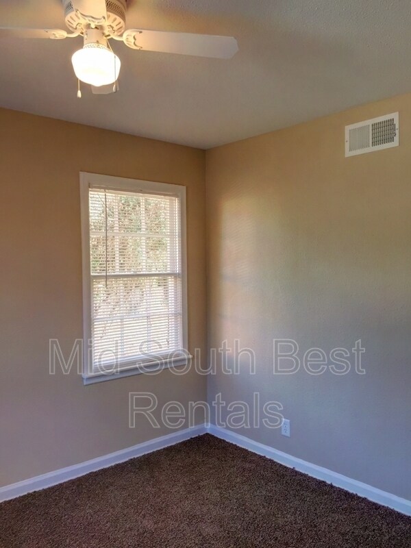 Building Photo - 4626 Windward Cove