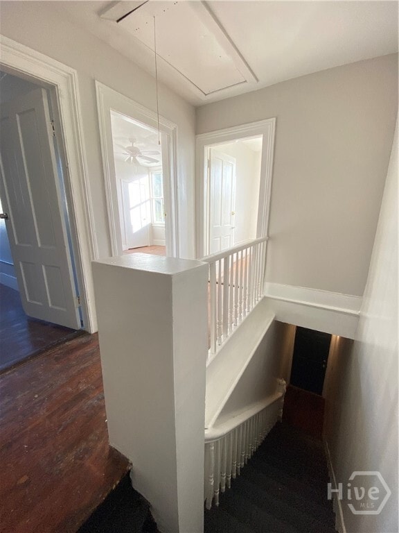 Building Photo - 516 W 38th St