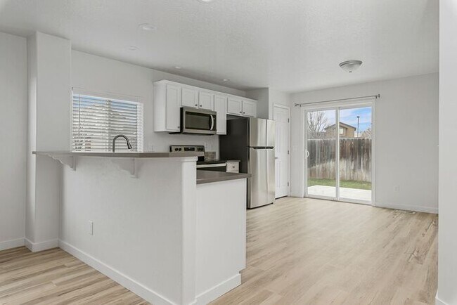 Foto del edificio - Beautiful Single Family Home for Rent in M...