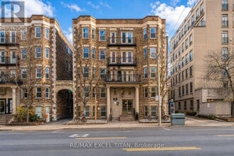 Building Photo - 414 Jarvis St