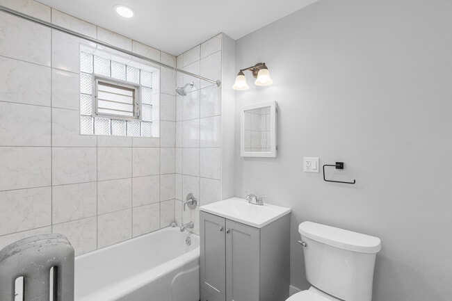 Foto del edificio - 3222 W Grace St