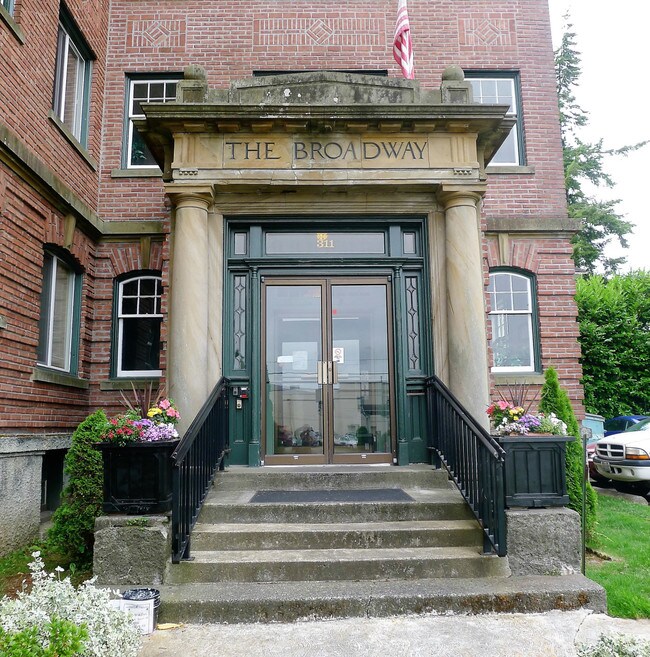 Aberdeen Building Condo for Rent in Aberdeen, WA