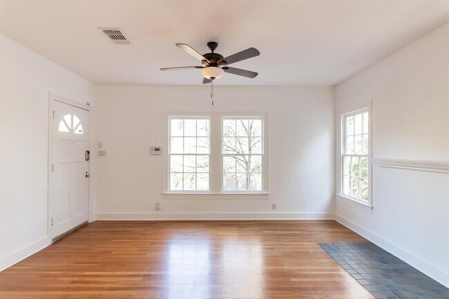 Foto del edificio - 1809 Alameda Dr