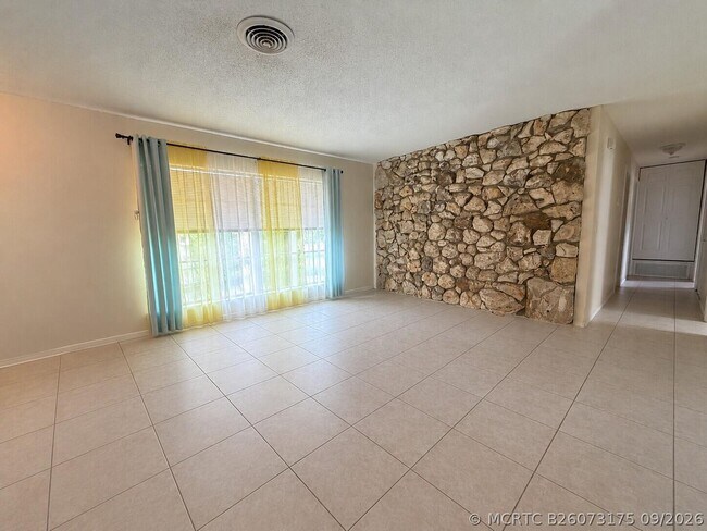 Foto del edificio - 1365 29th Ave