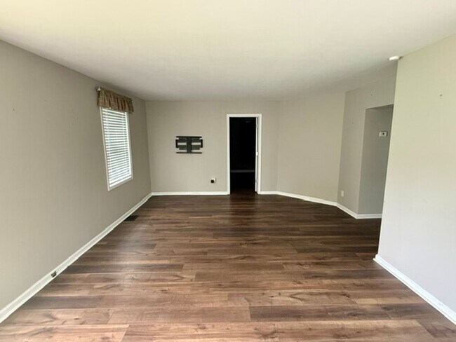 Foto del edificio - 3 bedroom 1.5 bathroom house