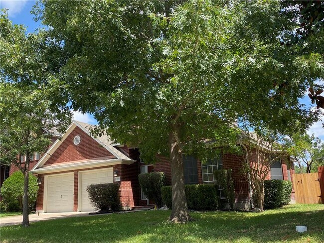 Building Photo - 7202 W Magic Mountain Ln