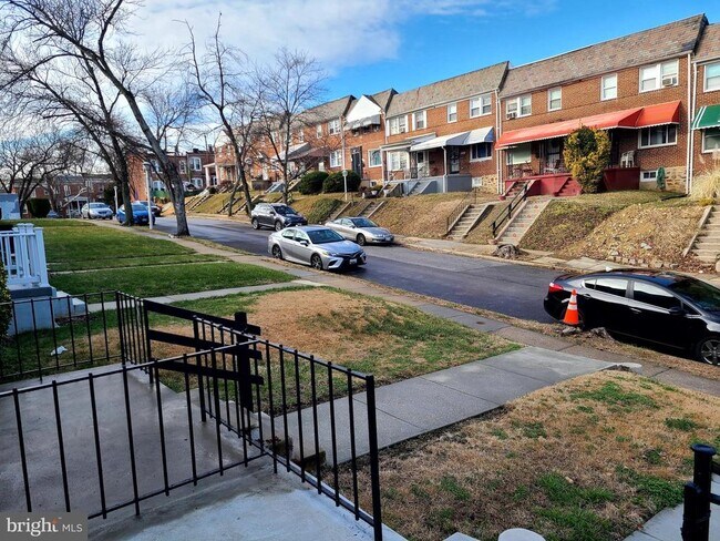 Foto del edificio - 4715 Dartford Ave