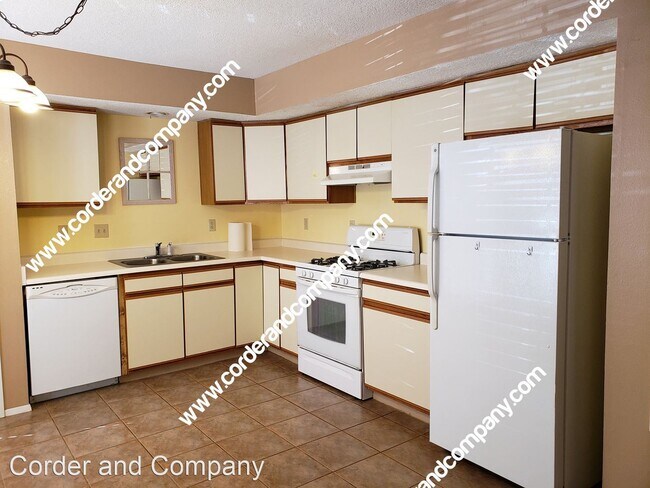 Building Photo - 2 br, 2 bath House - 1336 Rebecca Rd NE