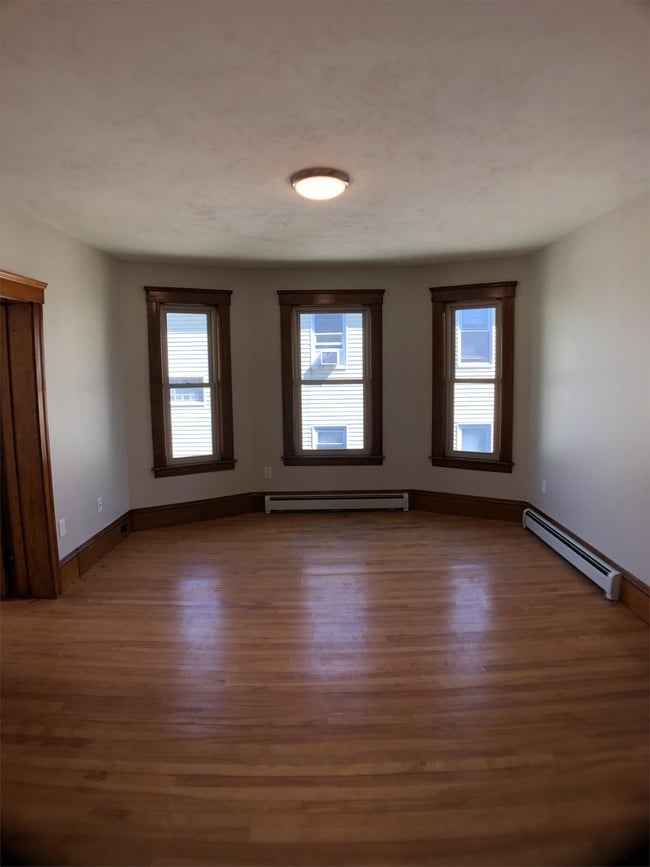 Building Photo - 56 Cohasset St