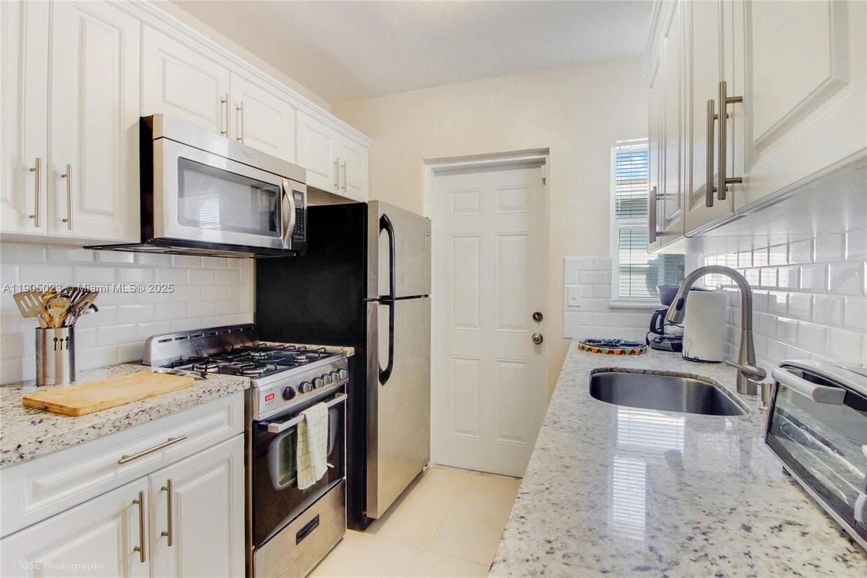 Foto principal - 518 SW 7th Ave