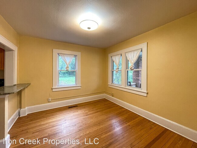 Building Photo - 4 br, 2 bath House - 7 Harvard Place
