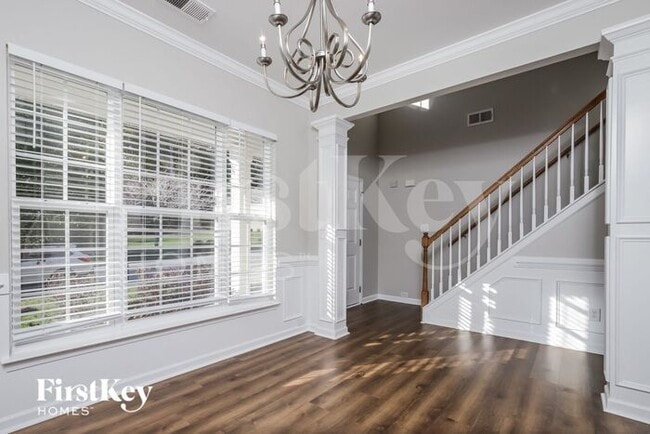 Building Photo - 4242 Glenmore Creek Dr
