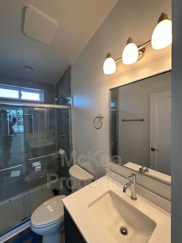 Foto del edificio - 6174 Dorothy Dr